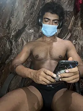 rony6663 online show from 09/24/25, 10:33