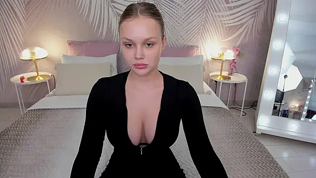 KiraDaring online show from 01/13/25, 04:19