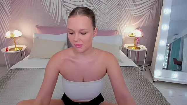 KiraDaring online show from 01/15/25, 06:08