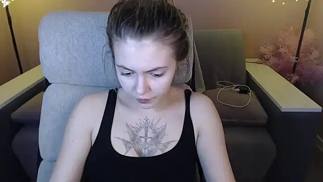 Ritaneer online show from 12/25/24, 12:15