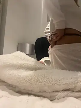 Snapshot of TEMPTING-TAMMY chatting on 11/12/25, 06:17 TEMPTING-TAMMY online show from 11/12/25, 06:17