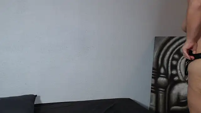 Doucelouve9 online show from 12/03/25, 05:12