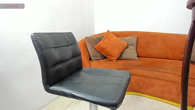 Snapshot of Liam_Taylor18 chatting on 01/09/25, 11:45 Liam Taylor18 online show from 01/09/25, 11:45