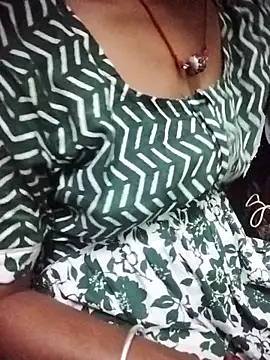 aadhini01 online show from 11/02/25, 06:46