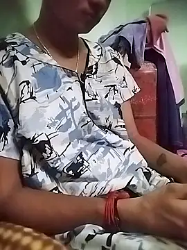 Snapshot of aadhini01 chatting on 02/13/25, 09:17 aadhini01 online show from 02/13/25, 09:17