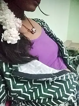 aadhini01 online show from 11/08/25, 05:49