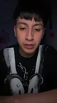 Snapshot of Stiven_017 chatting on 02/11/26, 01:49 Stiven 017 online show from 02/11/26, 01:49