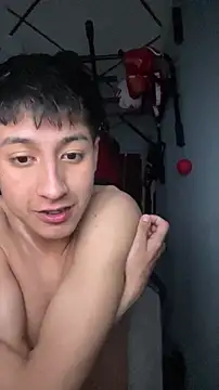 Snapshot of Stiven_017 chatting on 02/08/26, 01:03 Stiven 017 online show from 02/08/26, 01:03