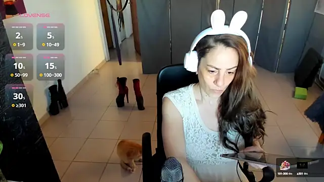 jessiburningheels online show from 02/18/25, 10:16