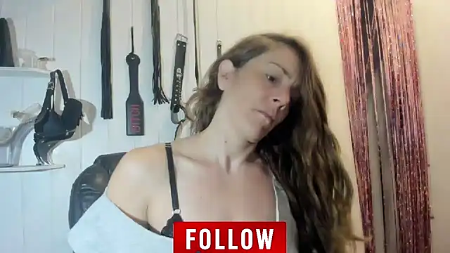 jessiburningheels online show from 10/10/25, 09:21