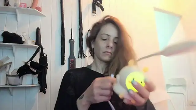 jessiburningheels online show from 09/21/25, 09:58