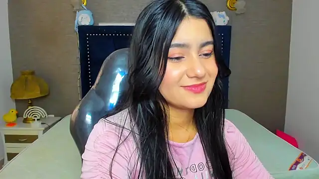 MaiteFlores online show from 05/21/26, 02:14