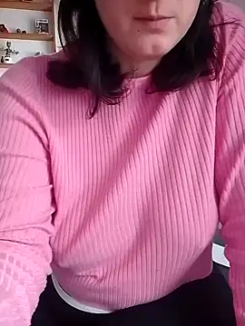 Snapshot of Lauzo21 chatting on 03/17/25, 12:25 Lauzo21 online show from 03/17/25, 12:25