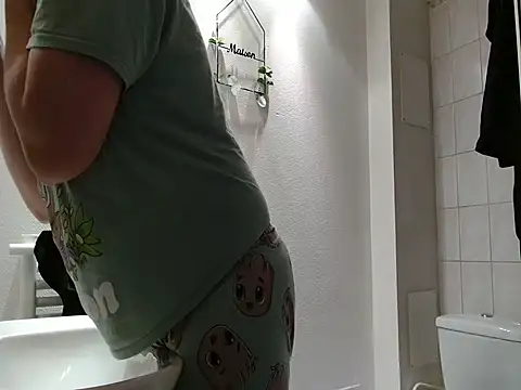 Lauzo21 online show from 04/16/26, 07:20