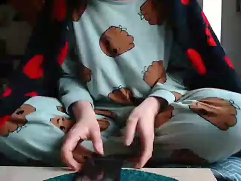 Lauzo21 online show from 02/13/26, 08:25