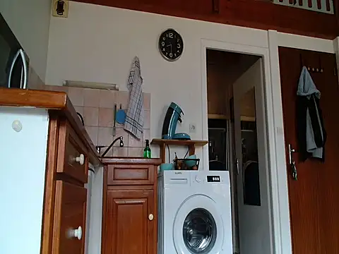 Lauzo21 online show from 02/25/26, 07:30