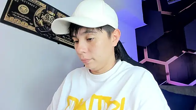 AbbySmiitth  online show from 11/29/25, 07:25