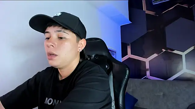 AbbySmiitth  online show from 10/22/25, 07:13