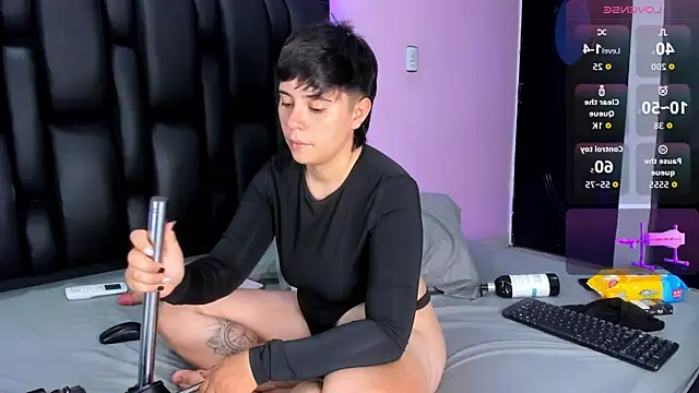 AbbySmiitth  online show from 09/29/25, 07:30