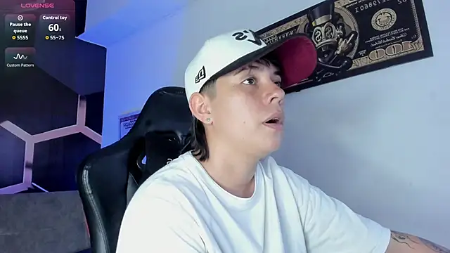 AbbySmiitth  online show from 10/18/25, 07:16