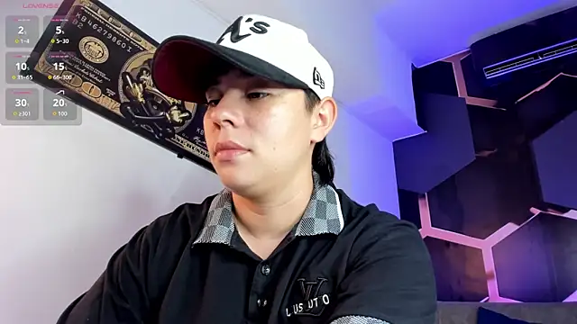 AbbySmiitth  online show from 11/30/25, 12:17