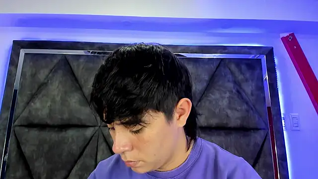 AbbySmiitth  online show from 12/05/25, 07:12