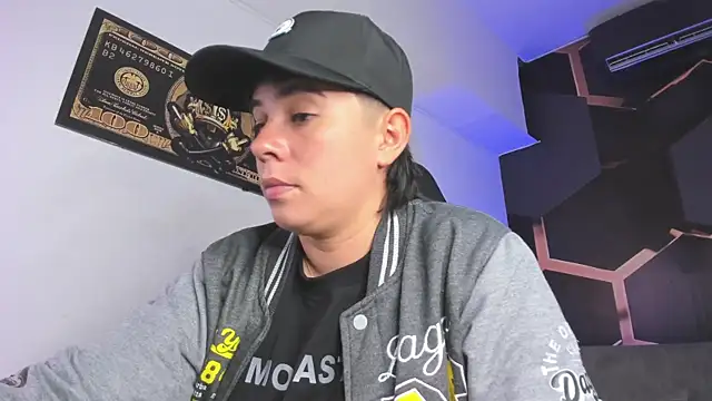 AbbySmiitth  online show from 10/13/25, 07:26