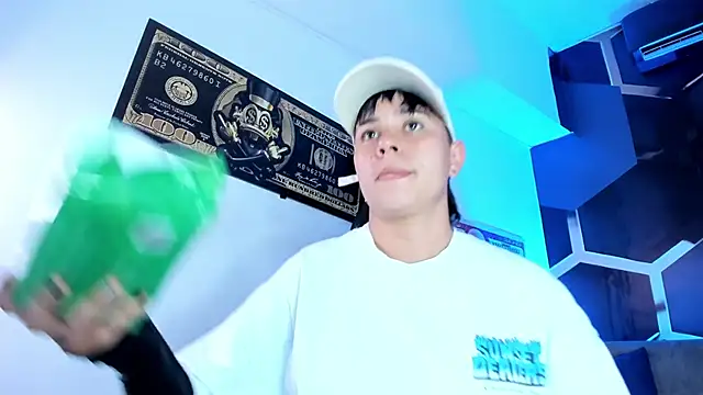 AbbySmiitth  online show from 11/10/25, 08:47