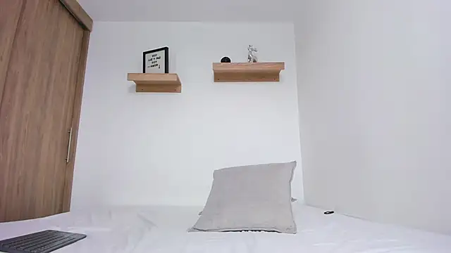 serge 7 online show from 04/10/26, 06:59