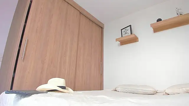 Snapshot of serge_7 chatting on 02/20/26, 01:13 serge 7 online show from 02/20/26, 01:13