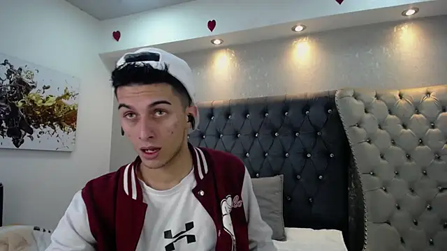 Snapshot of MrWilliseo chatting on 02/26/25, 08:04 MrWilliseo online show from 02/26/25, 08:04