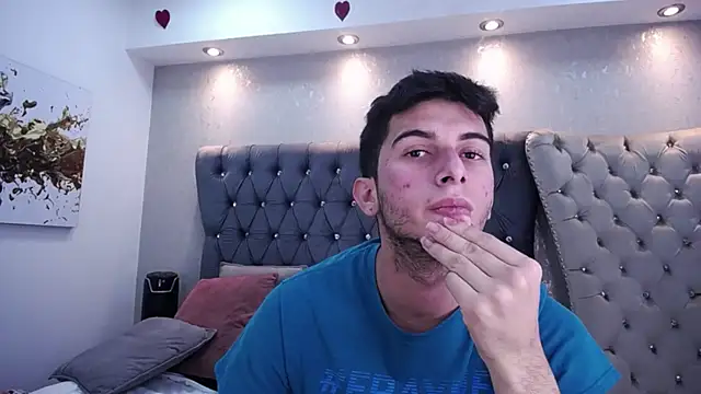 Snapshot of MrWilliseo chatting on 03/12/25, 10:28 MrWilliseo online show from 03/12/25, 10:28