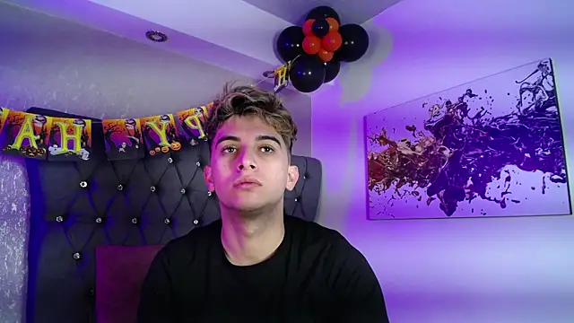 Snapshot of MrWilliseo chatting on 10/16/25, 01:30 MrWilliseo online show from 10/16/25, 01:30