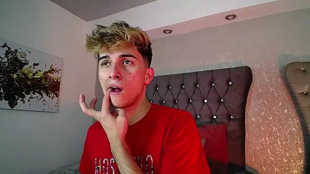 Snapshot of MrWilliseo chatting on 09/27/25, 03:01 MrWilliseo online show from 09/27/25, 03:01