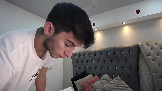 Snapshot of MrWilliseo chatting on 03/15/25, 07:48 MrWilliseo online show from 03/15/25, 07:48