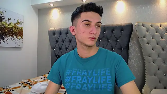 Snapshot of MrWilliseo chatting on 02/25/25, 10:53 MrWilliseo online show from 02/25/25, 10:53