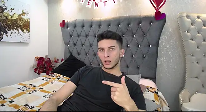 Snapshot of MrWilliseo chatting on 02/13/25, 11:15 MrWilliseo online show from 02/13/25, 11:15