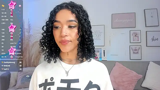 Crystal Dluna online show from 03/17/25, 04:54