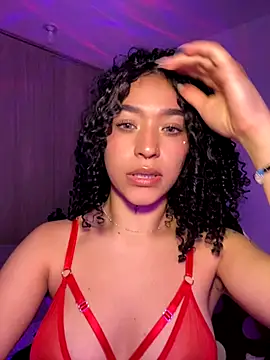 Crystal Dluna online show from 09/20/25, 04:45