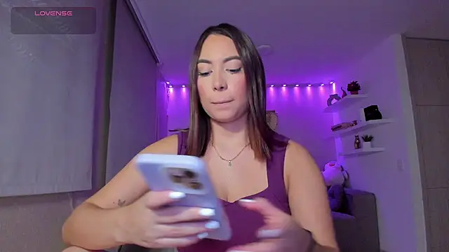 lupejones online show from 10/09/25, 02:34