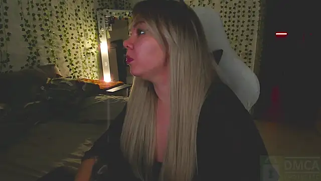 whoa-hoa-hoa-hoa-hoa online show from 02/24/26, 08:31