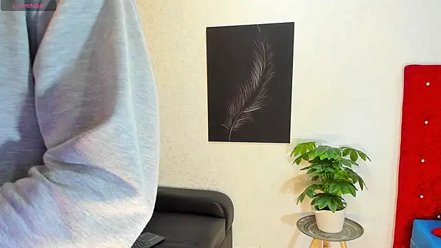 KENDER21  online show from 09/17/25, 08:33