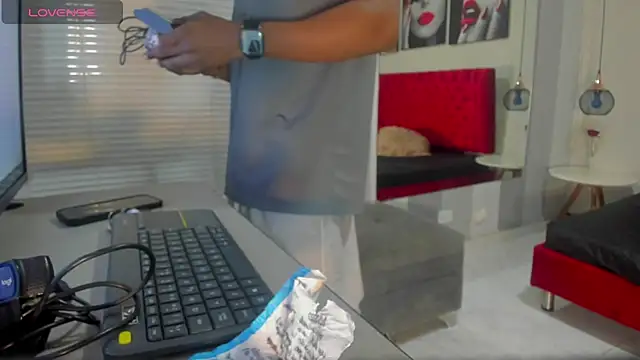 KENDER21  online show from 03/12/25, 12:47