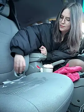 meow girl online show from 01/18/26, 09:02