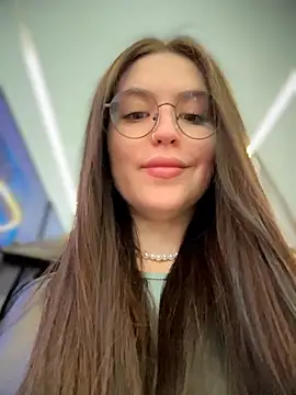 meow girl online show from 04/12/26, 01:36