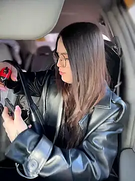 meow girl online show from 02/25/26, 10:04