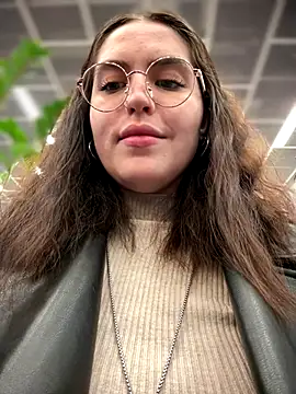 meow girl online show from 10/29/25, 12:59