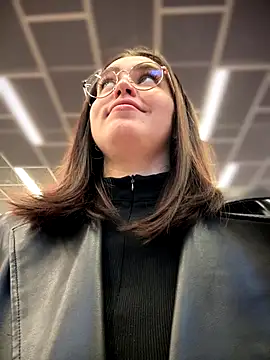 meow girl online show from 10/04/25, 11:12