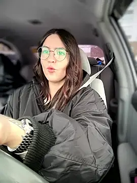 meow girl online show from 01/11/26, 12:01