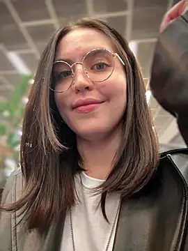 meow girl online show from 10/08/25, 04:08